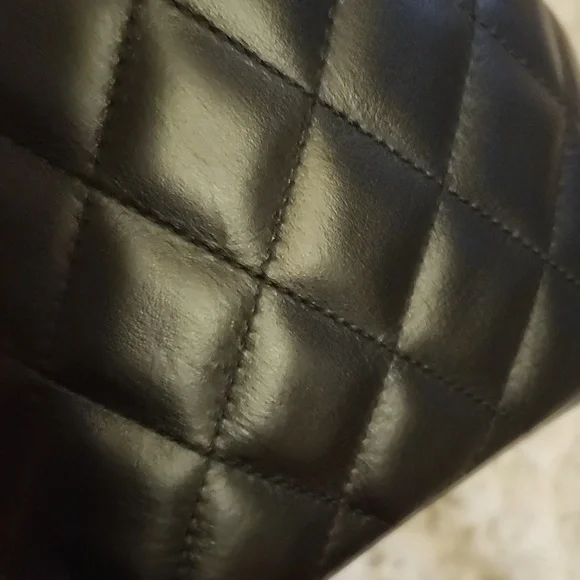 Bucket bag black/Gold - Picture 9 of 10